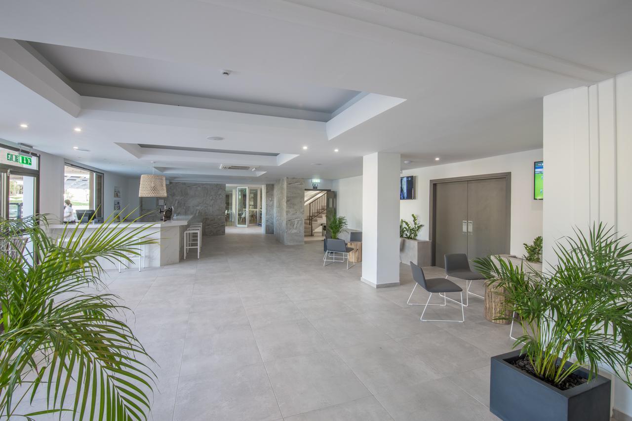 Narcissos Waterpark Resort Protaras Bagian luar foto